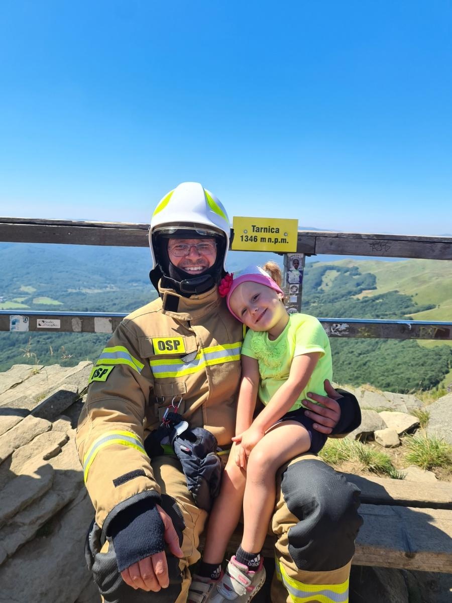 Zdjęcie w galerii na portalu naszraciborz.pl: Tarnica zaliczona. Kolejny szczyt na szlaku strażaków propagujących dawstwo szpiku wiadomości z regionu