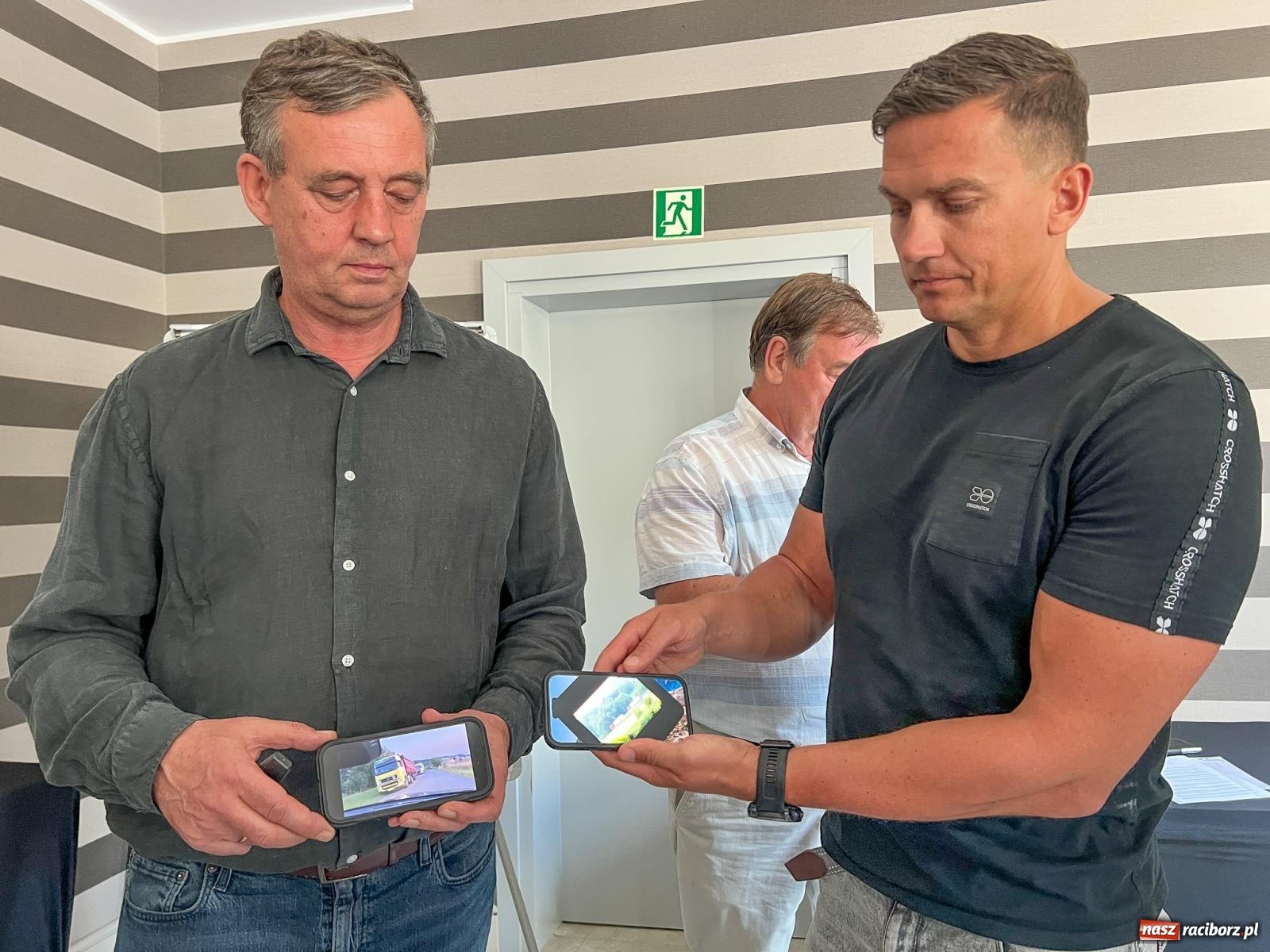 Zdjęcie w galerii na portalu naszraciborz.pl: Śmierdzący problem na Brzeziu. Mieszkańcy mówią o ciężarówkach zwożących tu odpady spoza Raciborza [FOTO i WIDEO] wiadomości z regionu