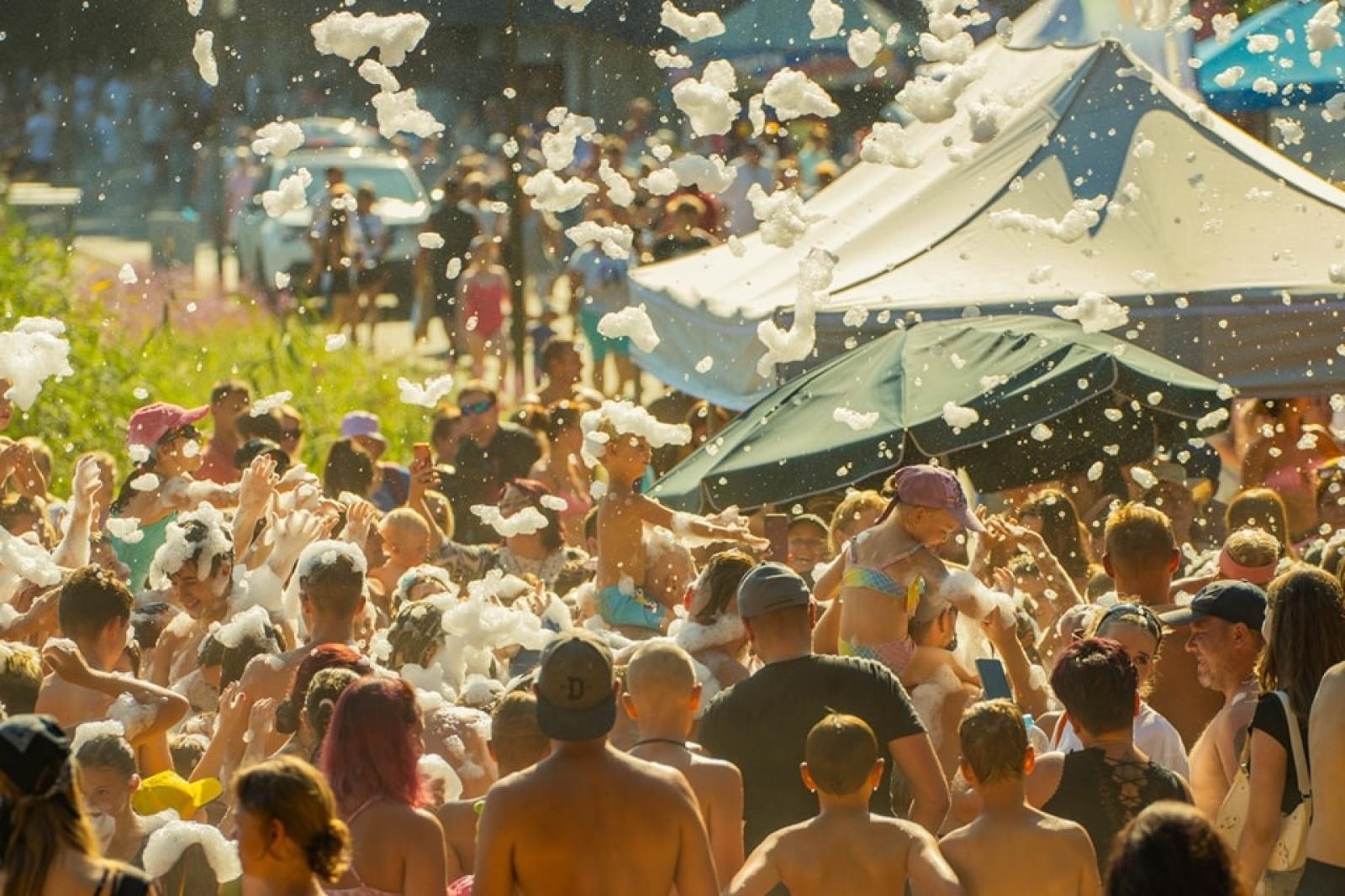 Zdjęcie w galerii na portalu naszraciborz.pl: Moc atrakcji na otwarcie wodzisławskiego Balatonu [FOTO] wiadomości z regionu