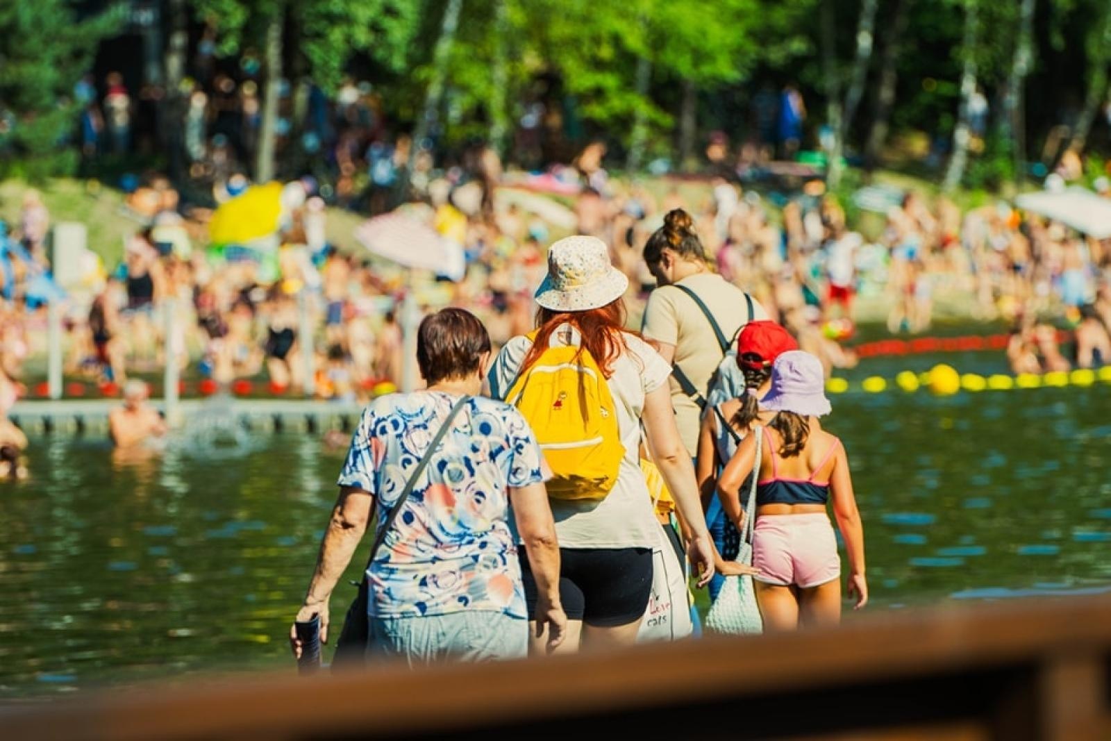 Zdjęcie w galerii na portalu naszraciborz.pl: Moc atrakcji na otwarcie wodzisławskiego Balatonu [FOTO] wiadomości z regionu