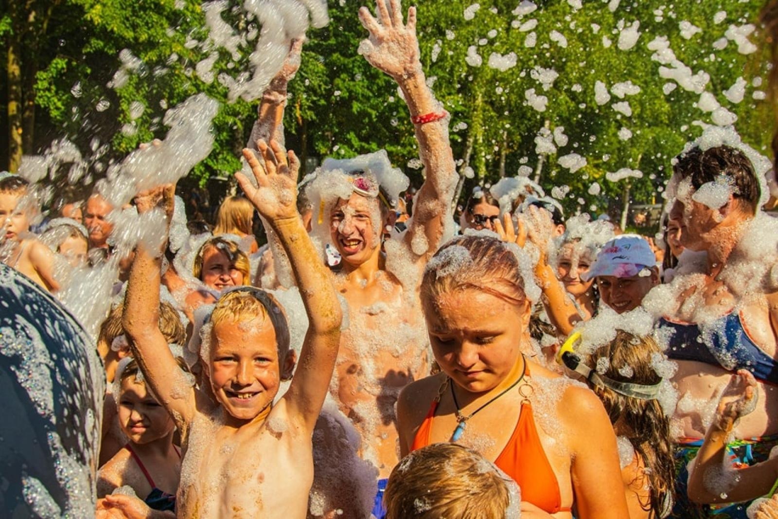 Zdjęcie w galerii na portalu naszraciborz.pl: Moc atrakcji na otwarcie wodzisławskiego Balatonu [FOTO] wiadomości z regionu