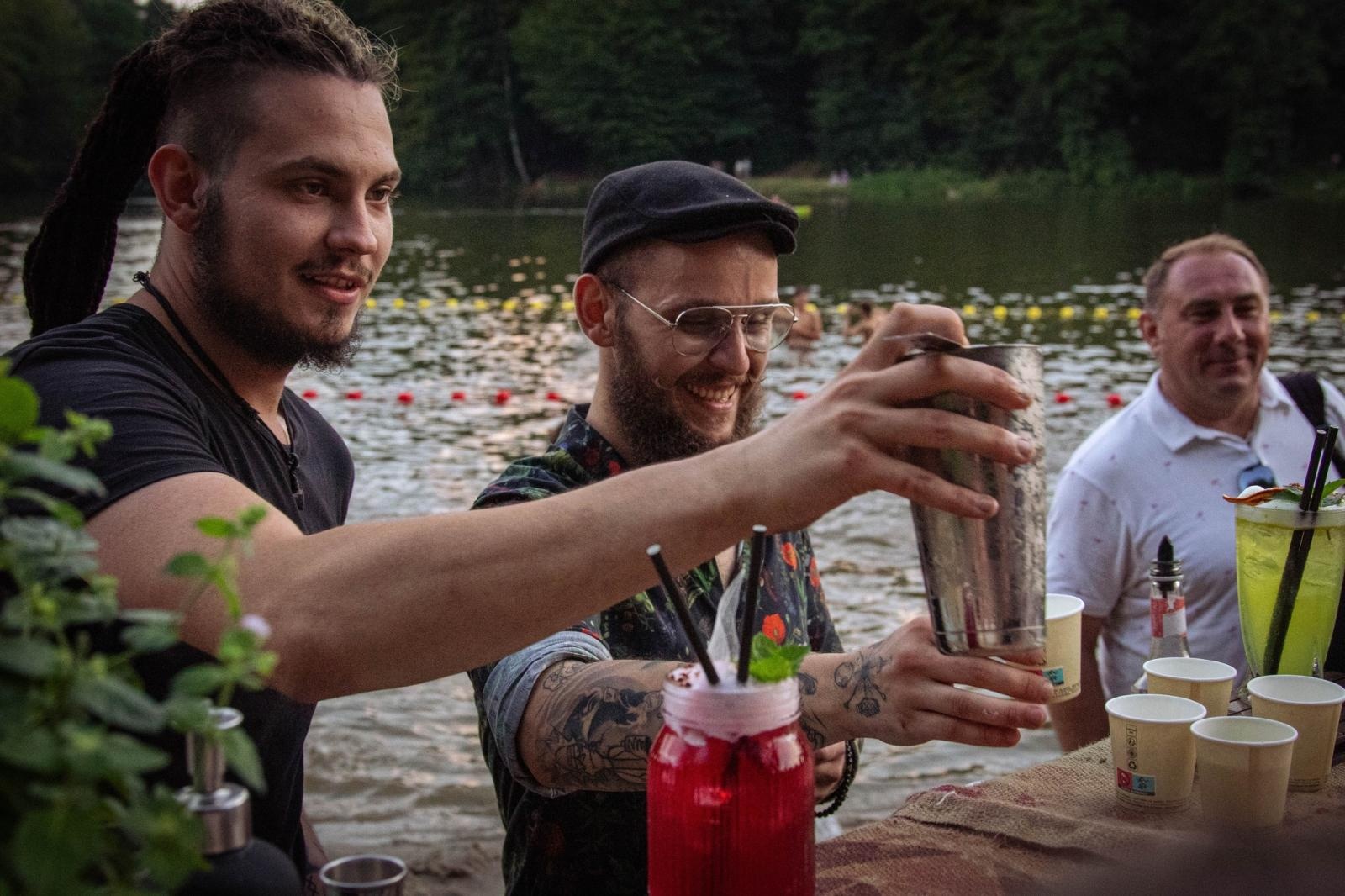 Zdjęcie w galerii na portalu naszraciborz.pl: Moc atrakcji na otwarcie wodzisławskiego Balatonu [FOTO] wiadomości z regionu