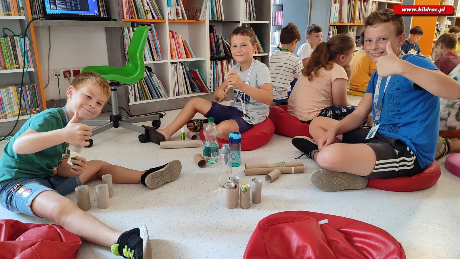 Zdjęcie w galerii na portalu naszraciborz.pl: Podróż do dawnej kopalni podczas Lata z Biblioteką wiadomości z regionu