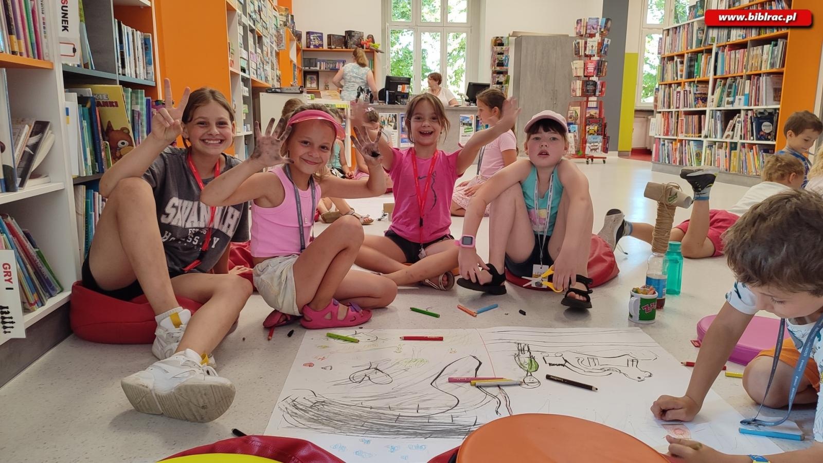 Zdjęcie w galerii na portalu naszraciborz.pl: Podróż do dawnej kopalni podczas Lata z Biblioteką wiadomości z regionu