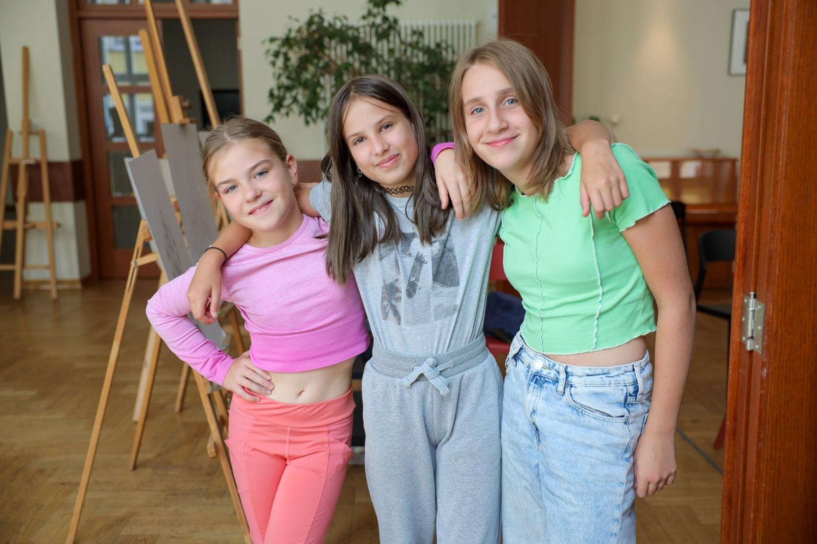 Zdjęcie w galerii na portalu naszraciborz.pl: Malarstwo i rysunek, czyli twórcza zabawa podczas letnich warsztatów w RCK wiadomości z regionu