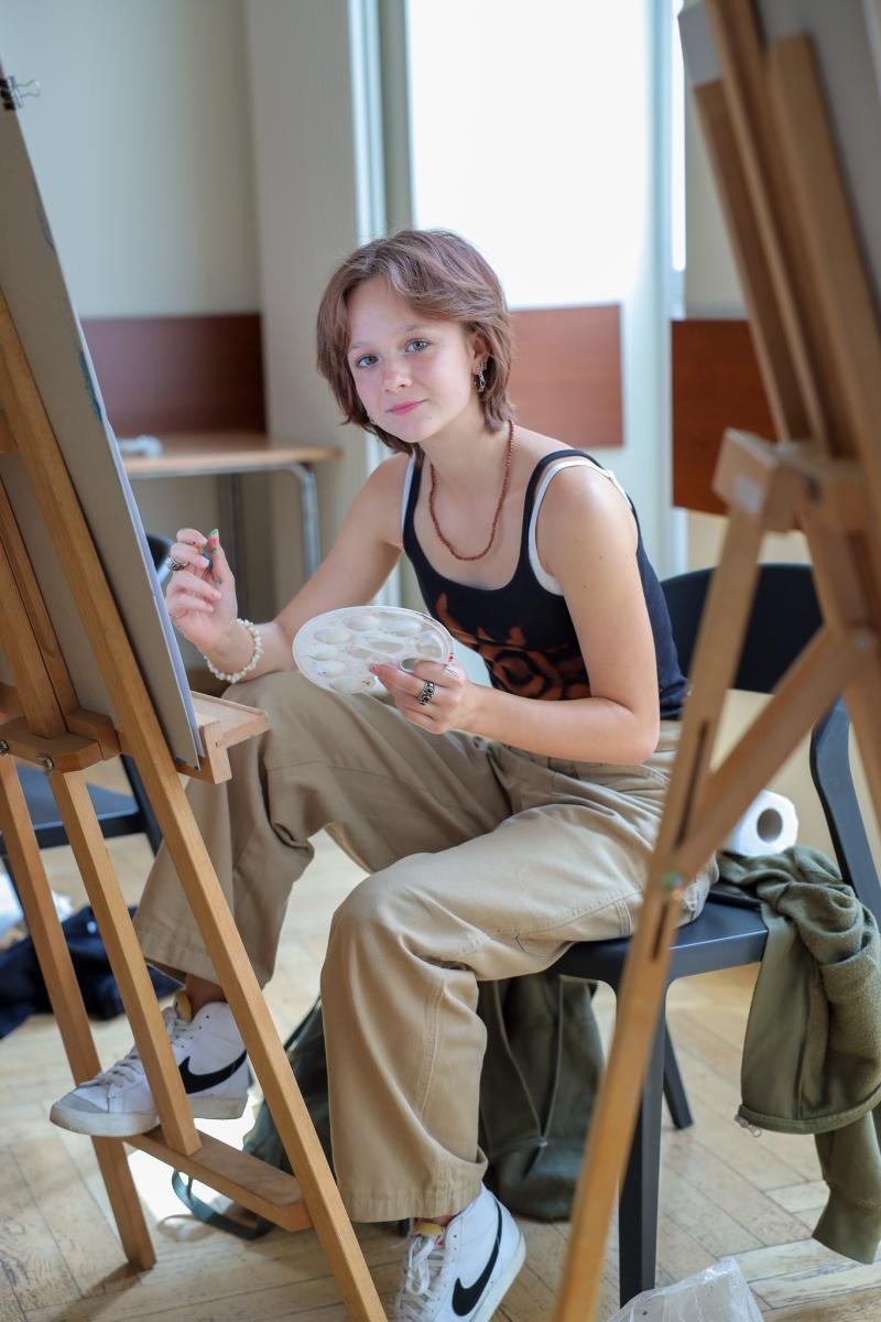 Zdjęcie w galerii na portalu naszraciborz.pl: Malarstwo i rysunek, czyli twórcza zabawa podczas letnich warsztatów w RCK wiadomości z regionu