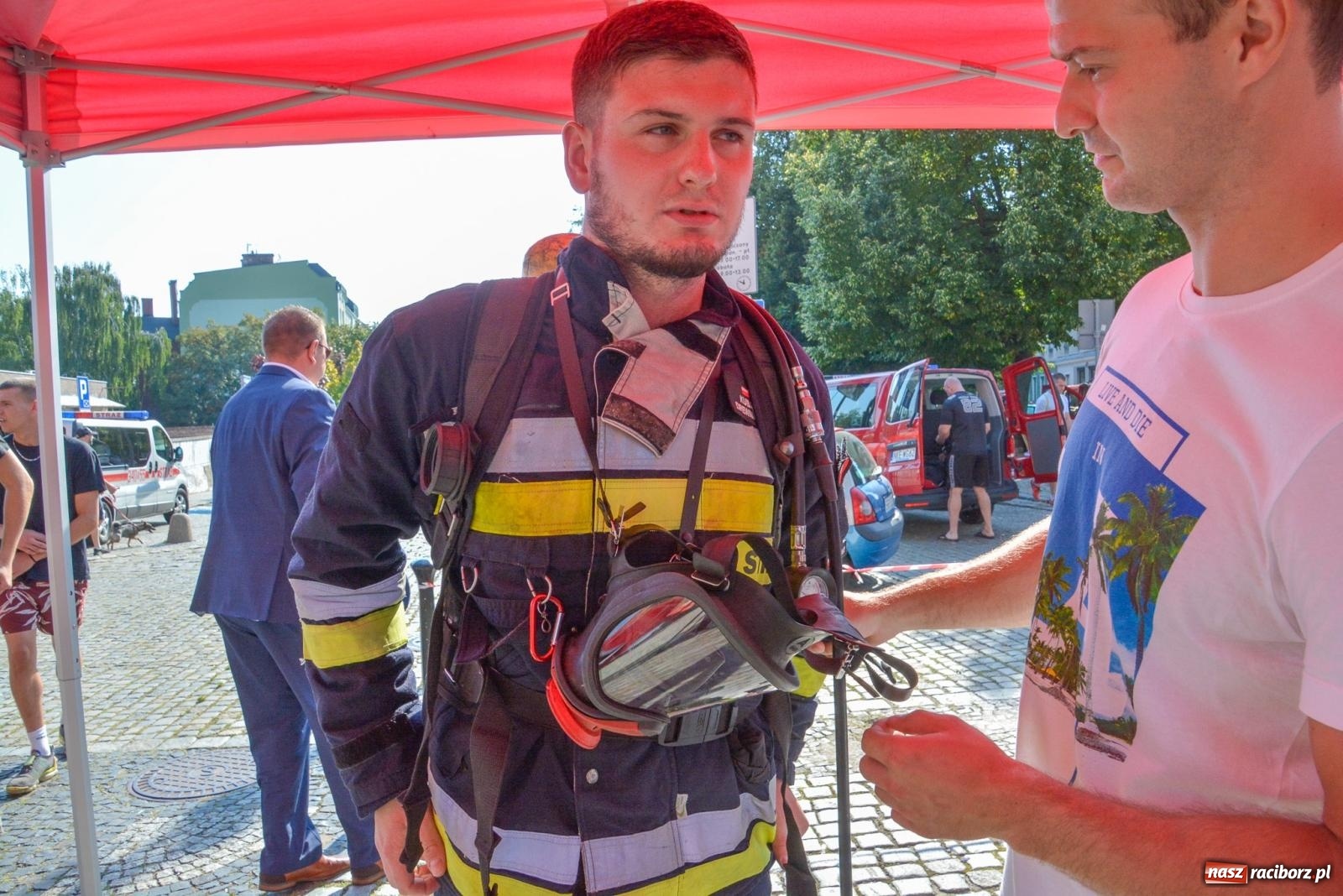 Zdjęcie w galerii na portalu naszraciborz.pl: Toughest Firefighter Racibórz - strażacka rywalizacja na pl. Dominikańskim [FOTO i WIDEO] wiadomości z regionu