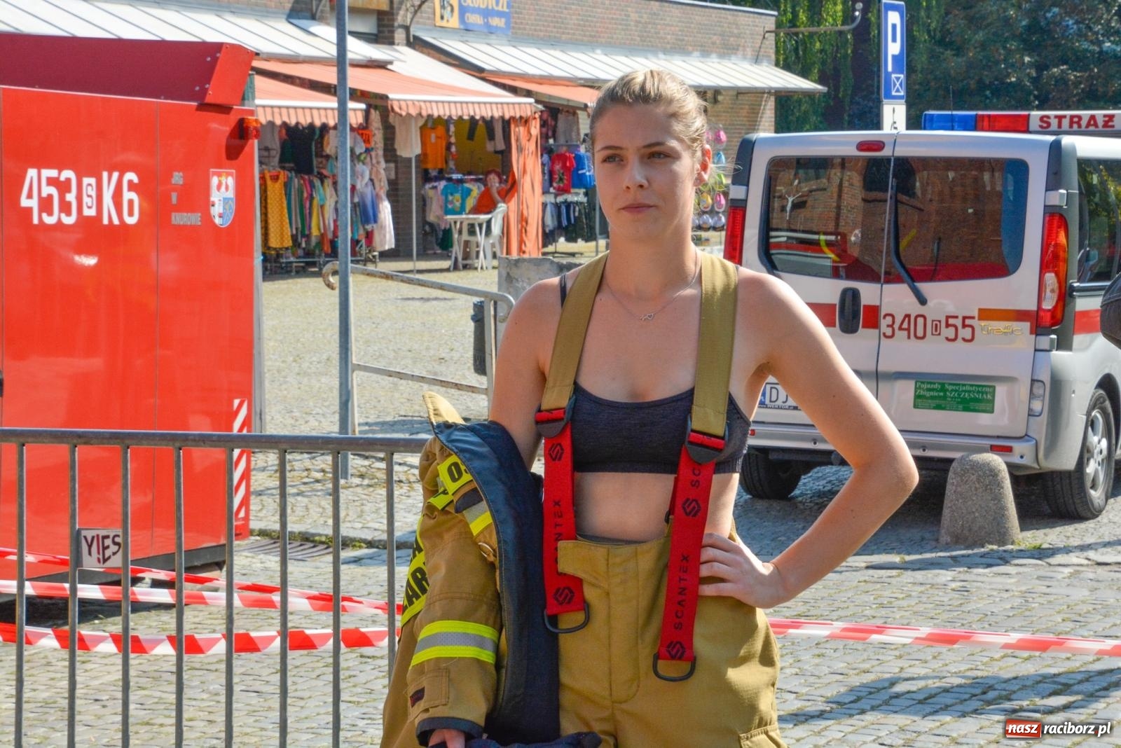 Zdjęcie w galerii na portalu naszraciborz.pl: Toughest Firefighter Racibórz - strażacka rywalizacja na pl. Dominikańskim [FOTO i WIDEO] wiadomości z regionu