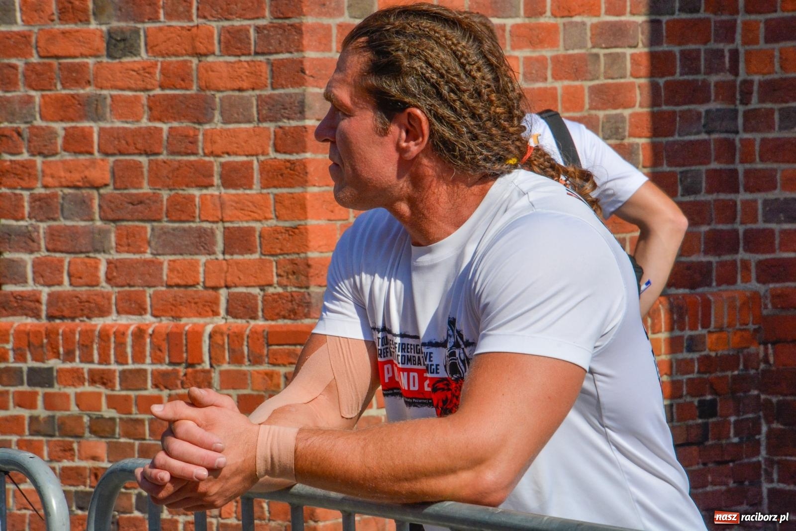 Zdjęcie w galerii na portalu naszraciborz.pl: Toughest Firefighter Racibórz - strażacka rywalizacja na pl. Dominikańskim [FOTO i WIDEO] wiadomości z regionu