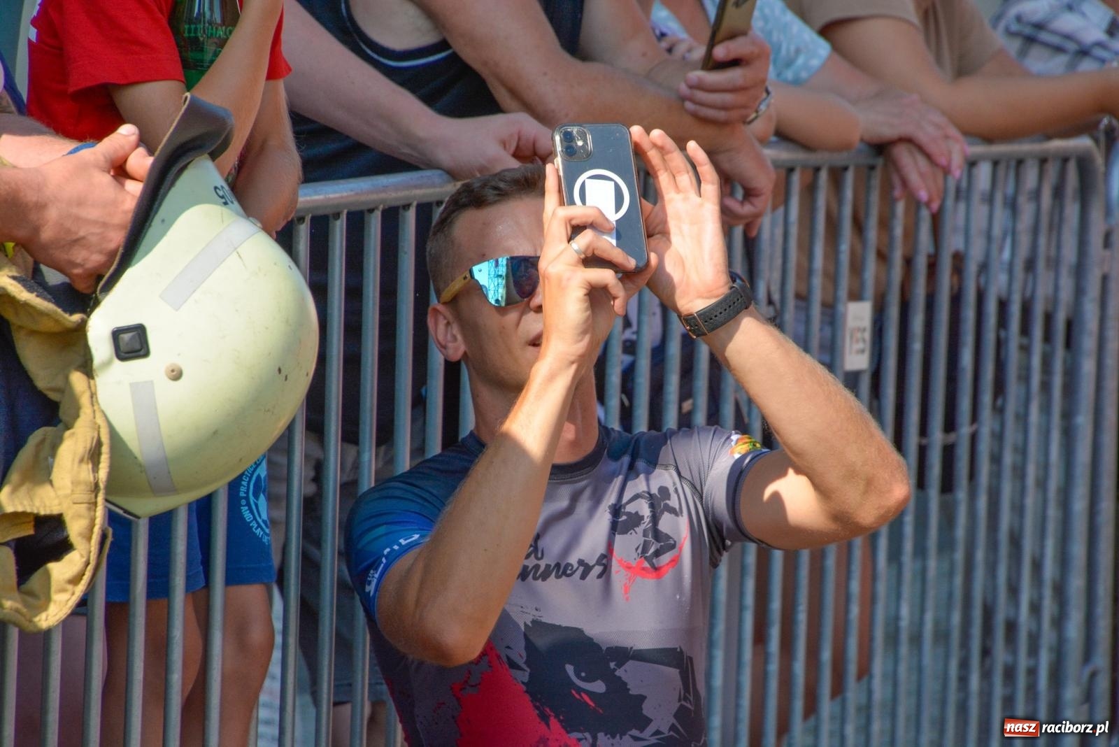 Zdjęcie w galerii na portalu naszraciborz.pl: Toughest Firefighter Racibórz - strażacka rywalizacja na pl. Dominikańskim [FOTO i WIDEO] wiadomości z regionu