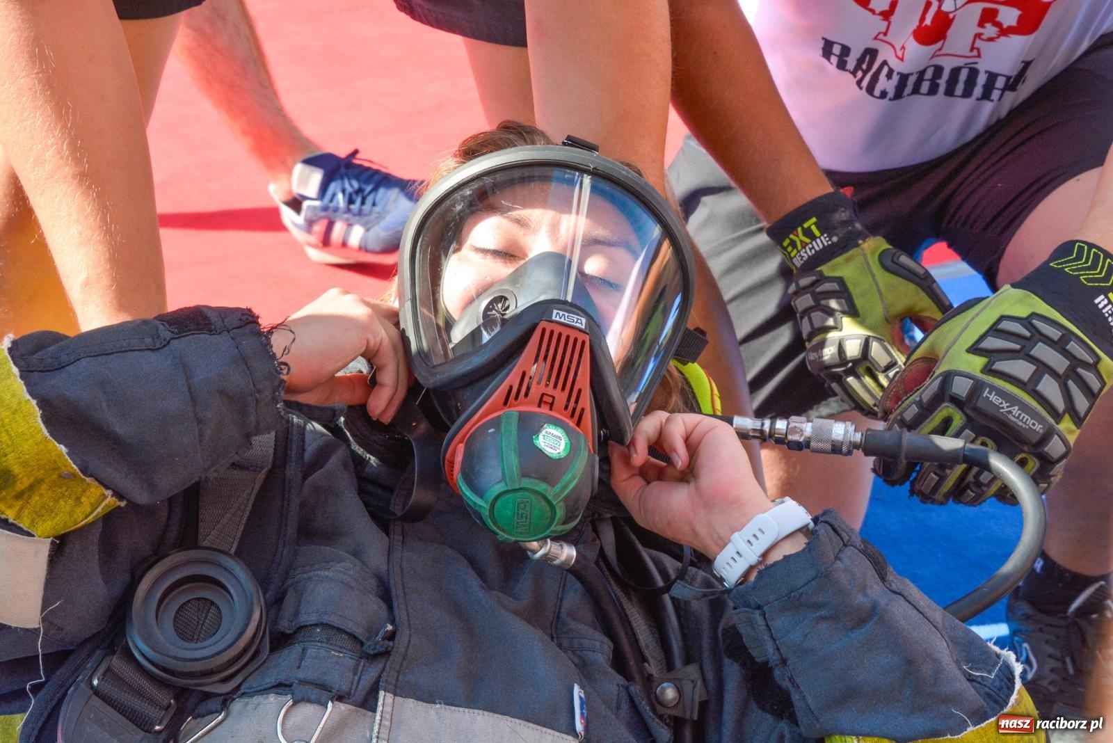 Zdjęcie w galerii na portalu naszraciborz.pl: Toughest Firefighter Racibórz - strażacka rywalizacja na pl. Dominikańskim [FOTO i WIDEO] wiadomości z regionu