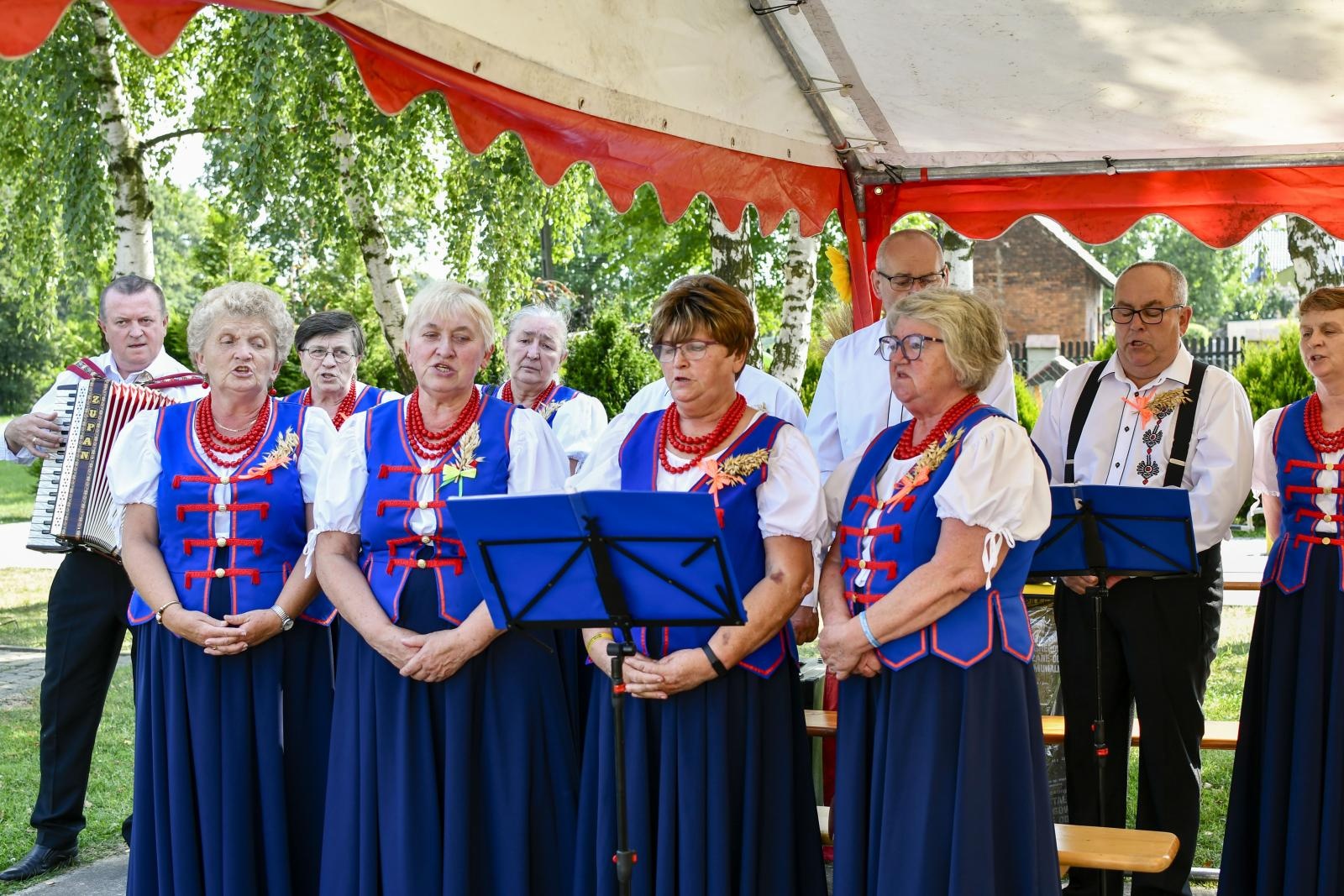 Zdjęcie w galerii na portalu naszraciborz.pl: W Łańcach odbyły się dożynki. Pierwsze w powiecie [FOTO i WIDEO] wiadomości z regionu