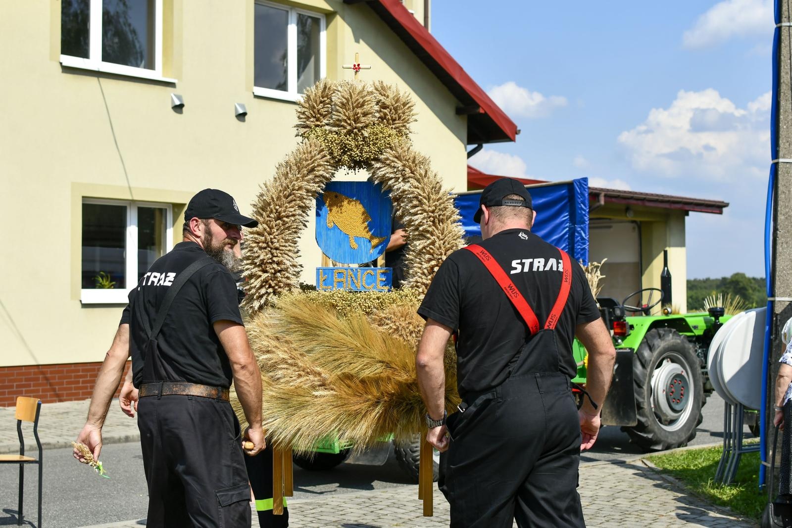 Zdjęcie w galerii na portalu naszraciborz.pl: W Łańcach odbyły się dożynki. Pierwsze w powiecie [FOTO i WIDEO] wiadomości z regionu