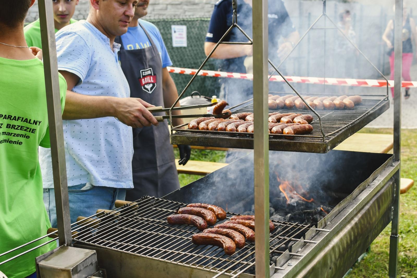 Zdjęcie w galerii na portalu naszraciborz.pl: Plejada gwiazd na festynie w Brzeziu [FOTO i WIDEO] wiadomości z regionu