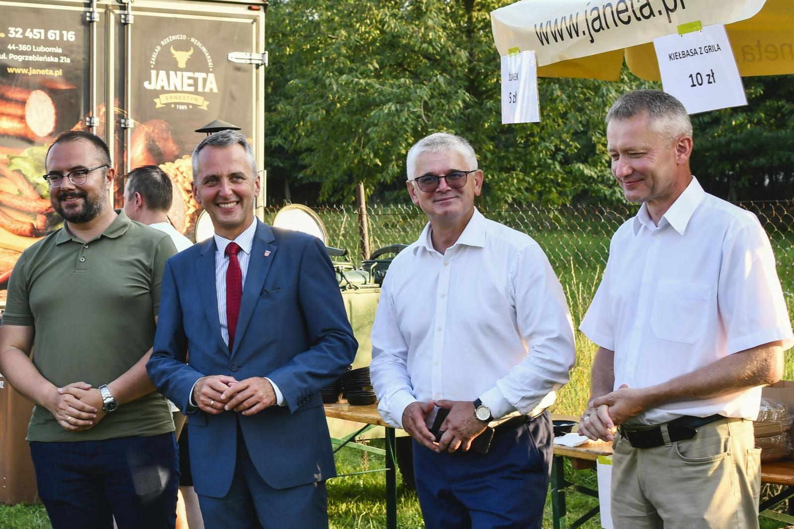 Zdjęcie w galerii na portalu naszraciborz.pl: Plejada gwiazd na festynie w Brzeziu [FOTO i WIDEO] wiadomości z regionu