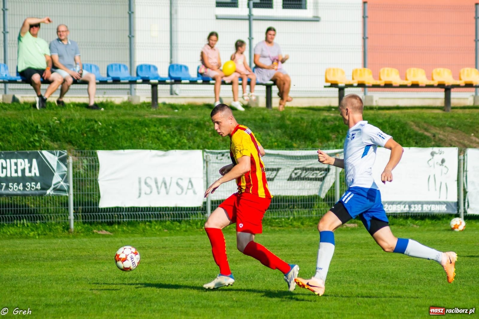 Zdjęcie w galerii na portalu naszraciborz.pl: Płomień z Połomi pochłonął Racibórz. Kolejny mecz Unii bez punktów [FOTO] wiadomości z regionu