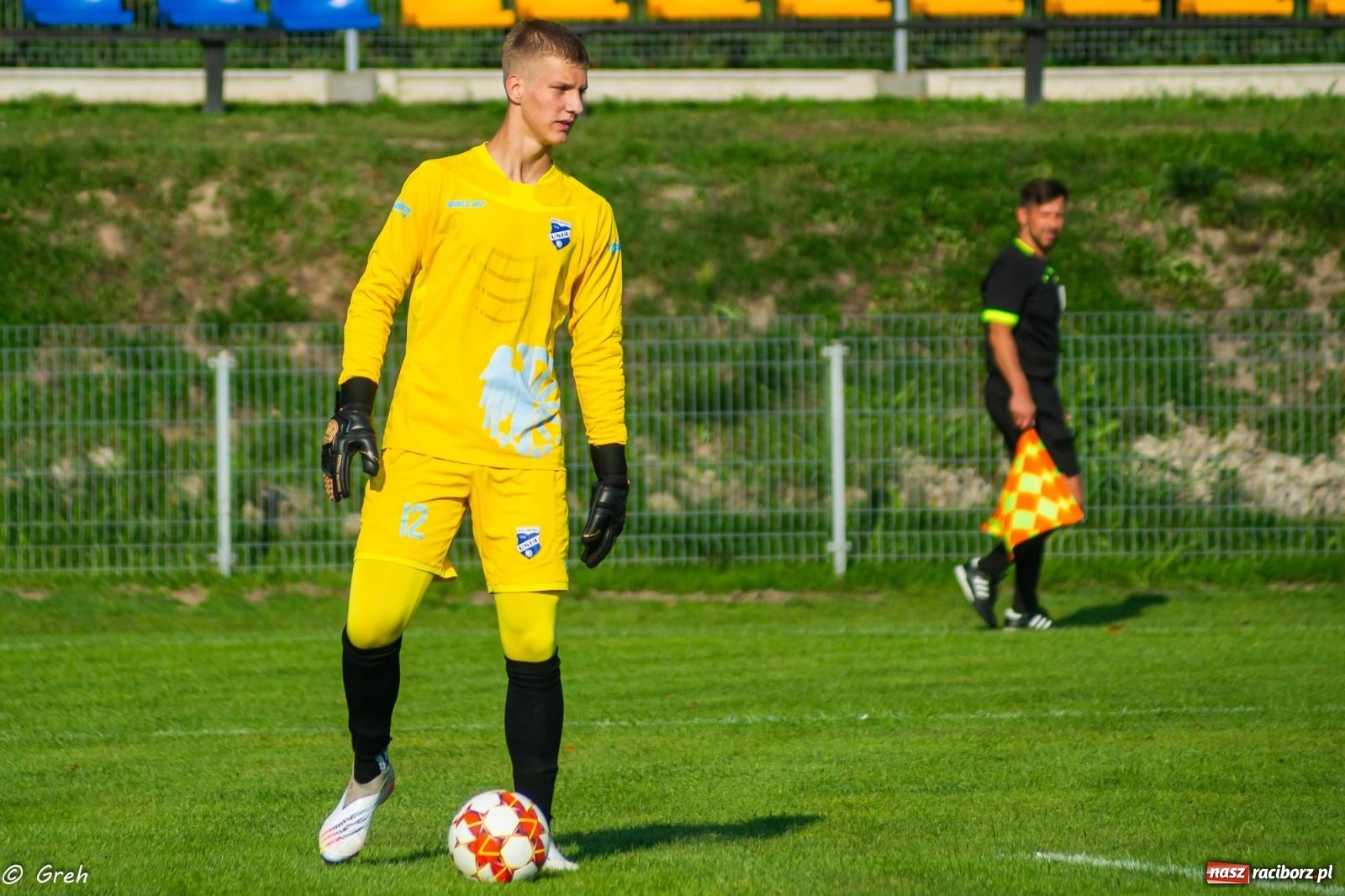 Zdjęcie w galerii na portalu naszraciborz.pl: Płomień z Połomi pochłonął Racibórz. Kolejny mecz Unii bez punktów [FOTO] wiadomości z regionu