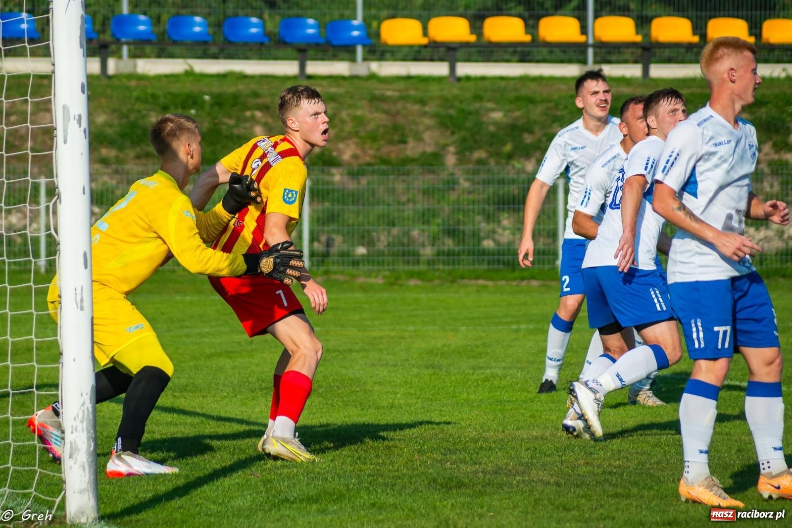 Zdjęcie w galerii na portalu naszraciborz.pl: Płomień z Połomi pochłonął Racibórz. Kolejny mecz Unii bez punktów [FOTO] wiadomości z regionu