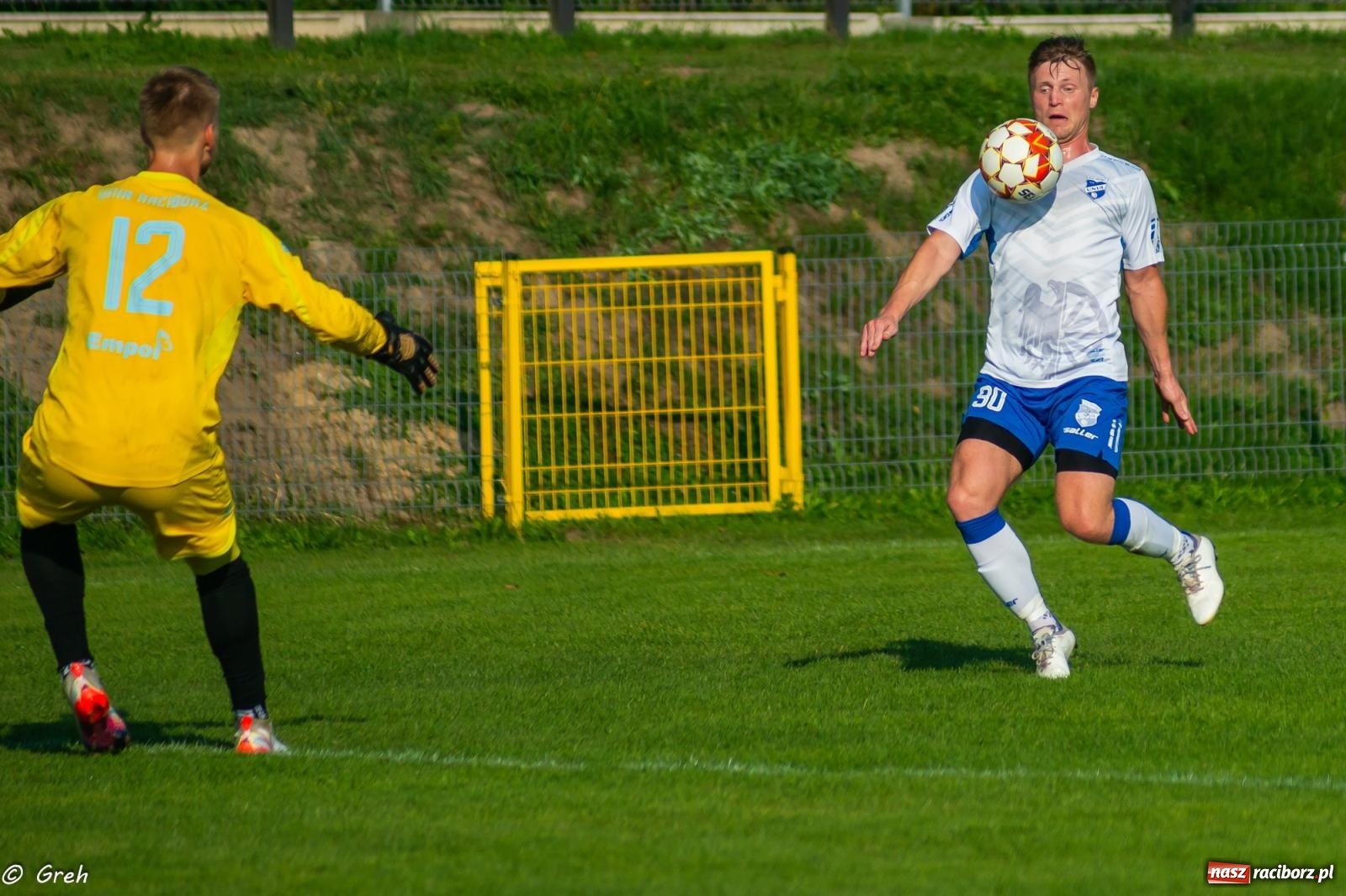 Zdjęcie w galerii na portalu naszraciborz.pl: Płomień z Połomi pochłonął Racibórz. Kolejny mecz Unii bez punktów [FOTO] wiadomości z regionu