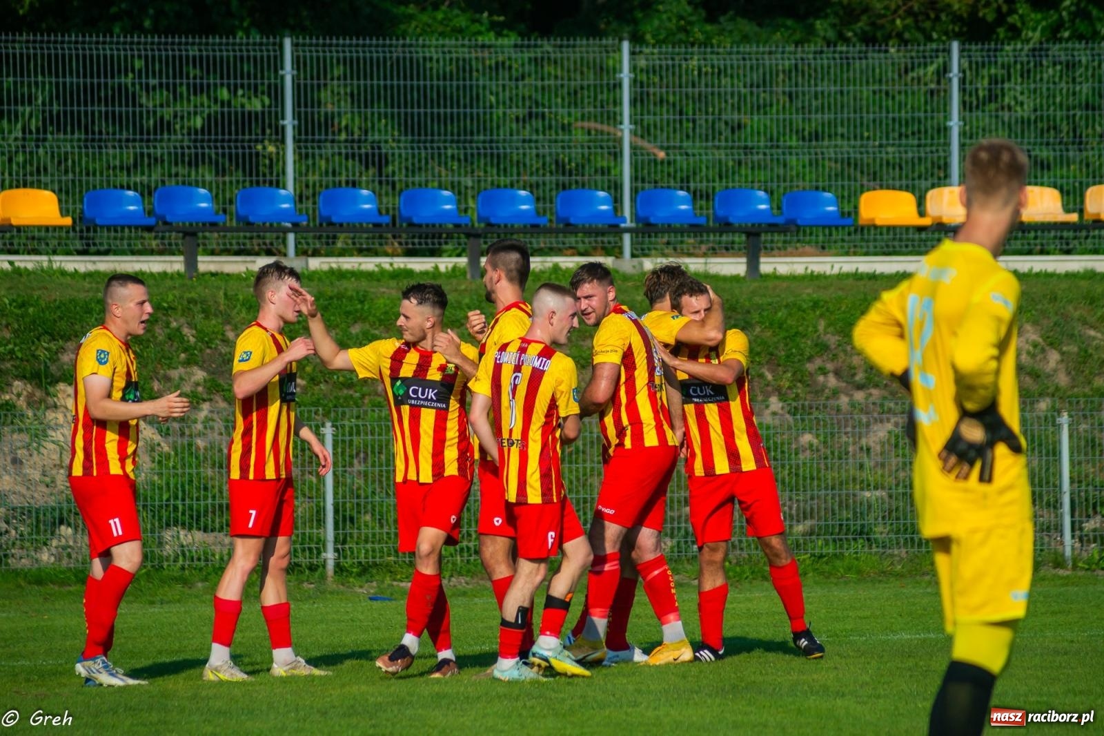 Zdjęcie w galerii na portalu naszraciborz.pl: Płomień z Połomi pochłonął Racibórz. Kolejny mecz Unii bez punktów [FOTO] wiadomości z regionu