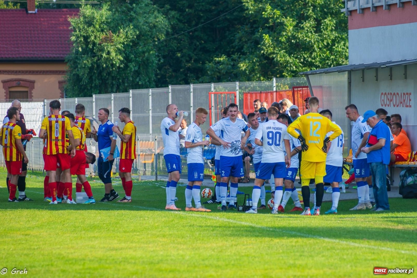 Zdjęcie w galerii na portalu naszraciborz.pl: Płomień z Połomi pochłonął Racibórz. Kolejny mecz Unii bez punktów [FOTO] wiadomości z regionu