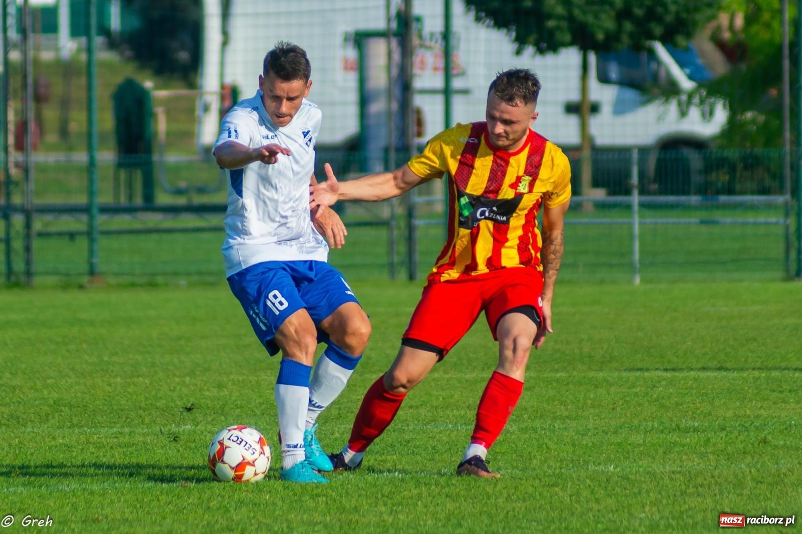 Zdjęcie w galerii na portalu naszraciborz.pl: Płomień z Połomi pochłonął Racibórz. Kolejny mecz Unii bez punktów [FOTO] wiadomości z regionu