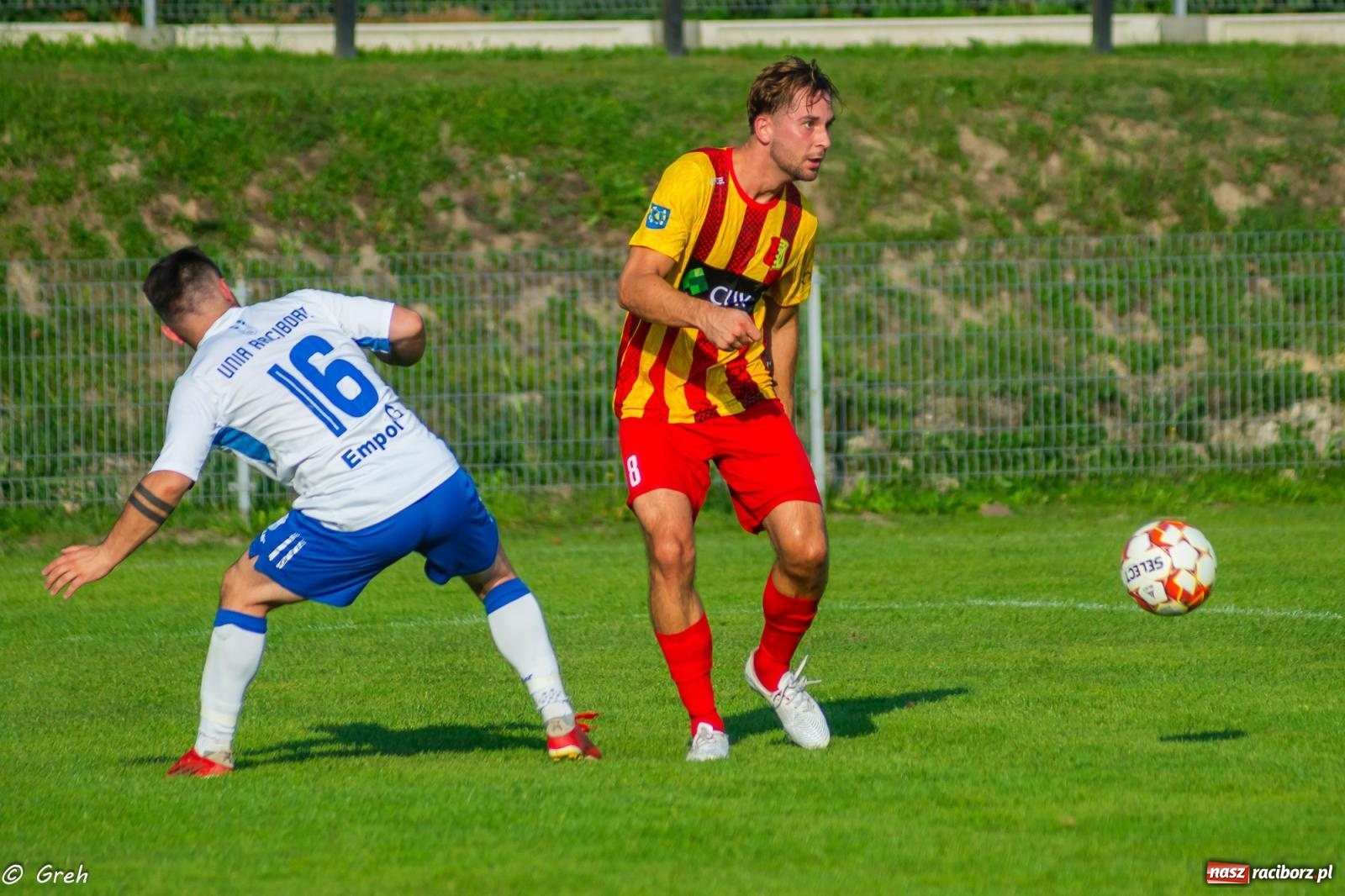 Zdjęcie w galerii na portalu naszraciborz.pl: Płomień z Połomi pochłonął Racibórz. Kolejny mecz Unii bez punktów [FOTO] wiadomości z regionu