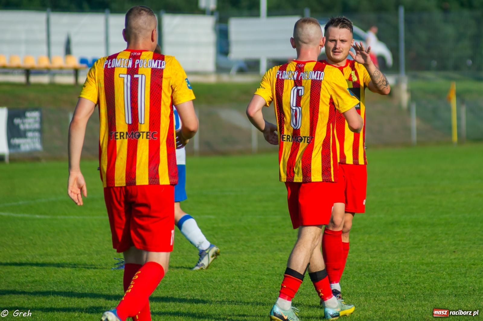 Zdjęcie w galerii na portalu naszraciborz.pl: Płomień z Połomi pochłonął Racibórz. Kolejny mecz Unii bez punktów [FOTO] wiadomości z regionu
