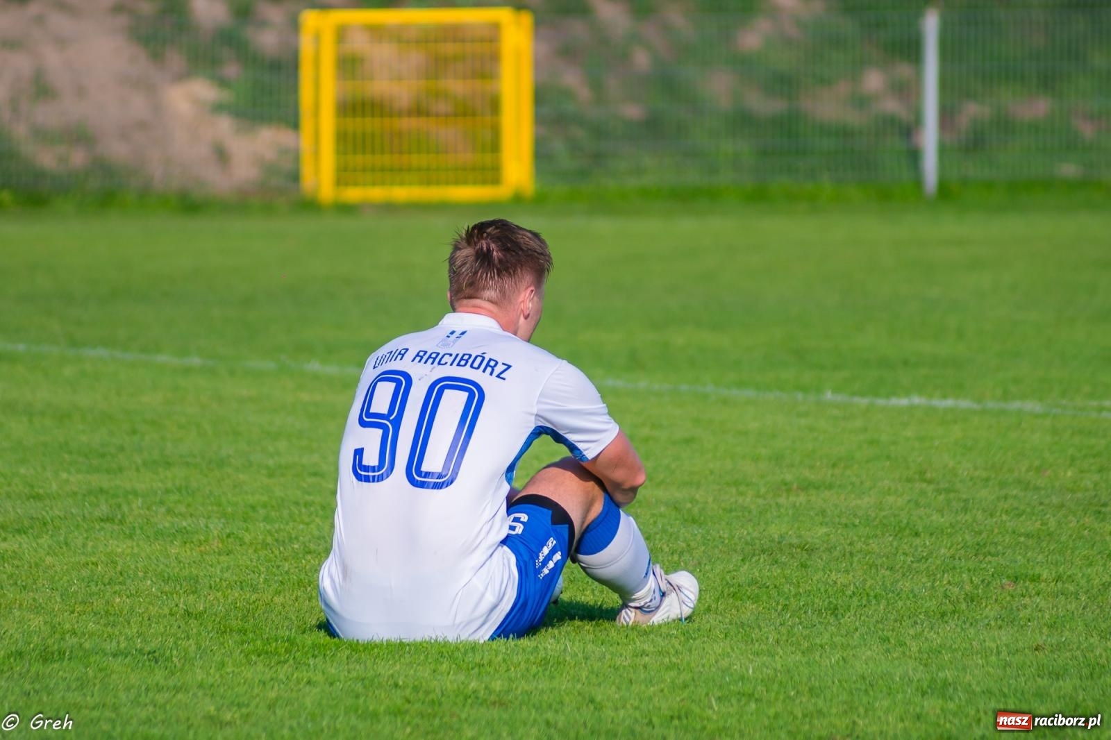 Zdjęcie w galerii na portalu naszraciborz.pl: Płomień z Połomi pochłonął Racibórz. Kolejny mecz Unii bez punktów [FOTO] wiadomości z regionu