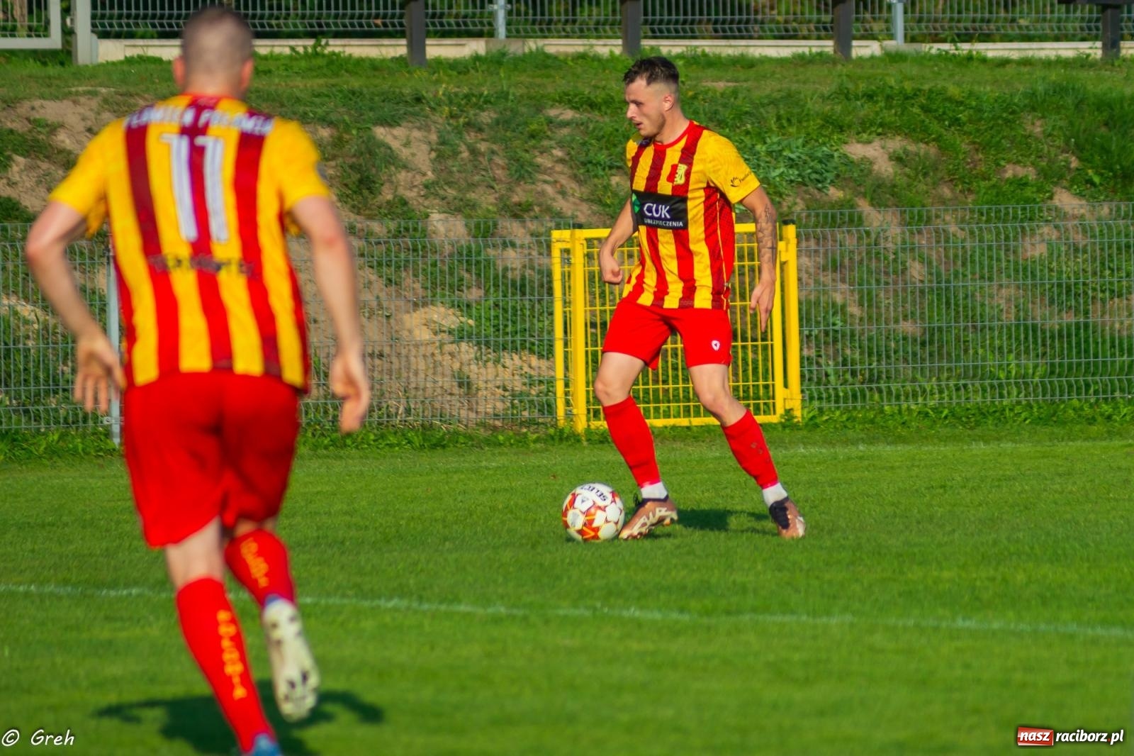 Zdjęcie w galerii na portalu naszraciborz.pl: Płomień z Połomi pochłonął Racibórz. Kolejny mecz Unii bez punktów [FOTO] wiadomości z regionu