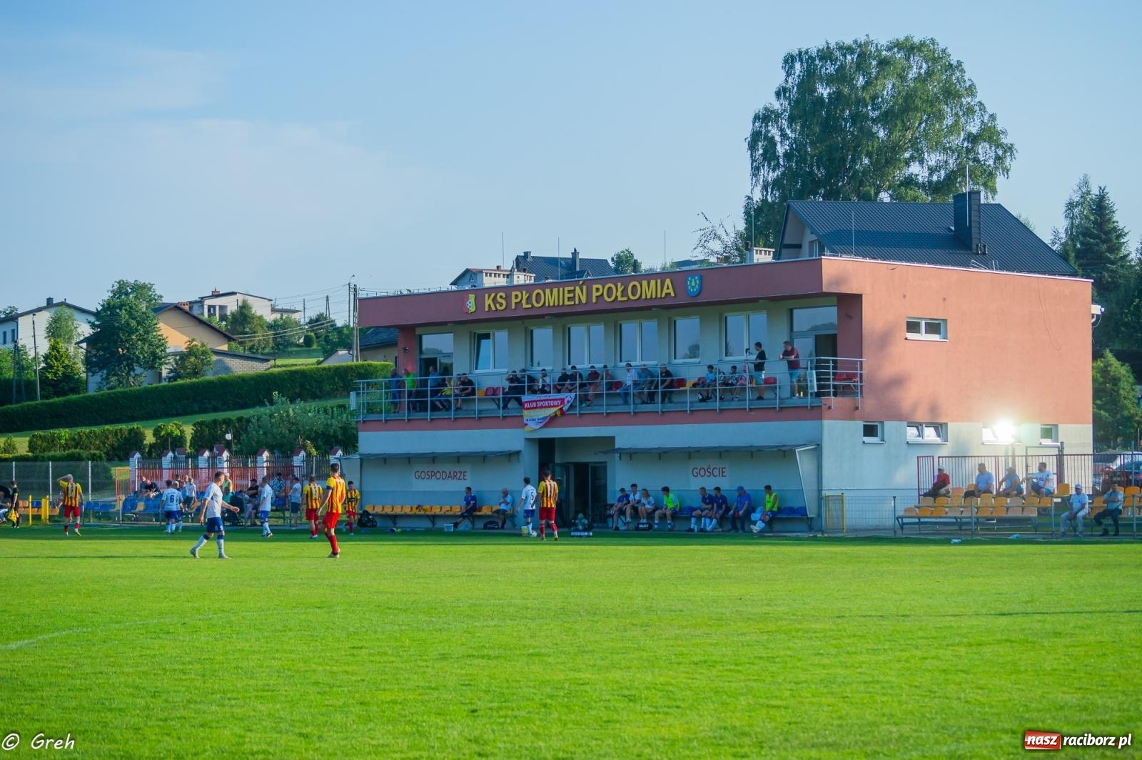 Zdjęcie w galerii na portalu naszraciborz.pl: Płomień z Połomi pochłonął Racibórz. Kolejny mecz Unii bez punktów [FOTO] wiadomości z regionu