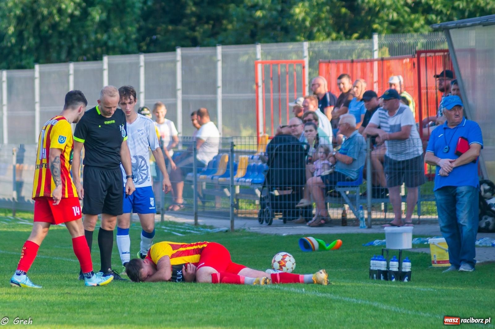 Zdjęcie w galerii na portalu naszraciborz.pl: Płomień z Połomi pochłonął Racibórz. Kolejny mecz Unii bez punktów [FOTO] wiadomości z regionu