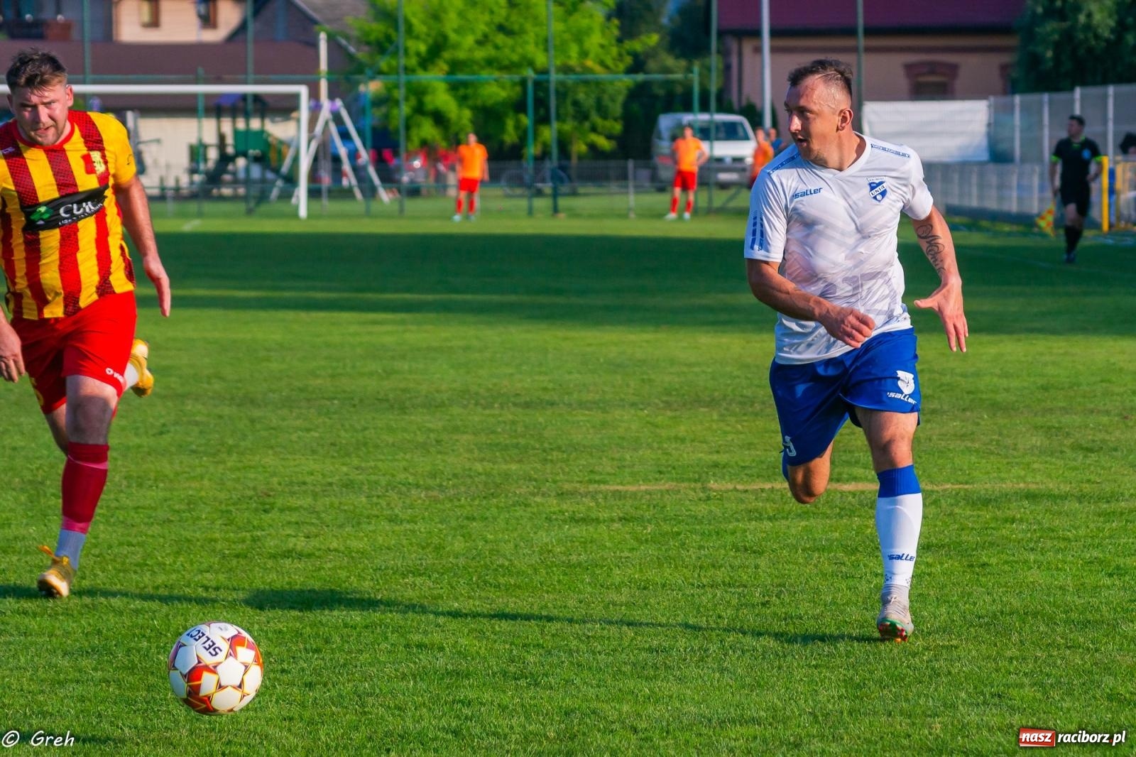 Zdjęcie w galerii na portalu naszraciborz.pl: Płomień z Połomi pochłonął Racibórz. Kolejny mecz Unii bez punktów [FOTO] wiadomości z regionu