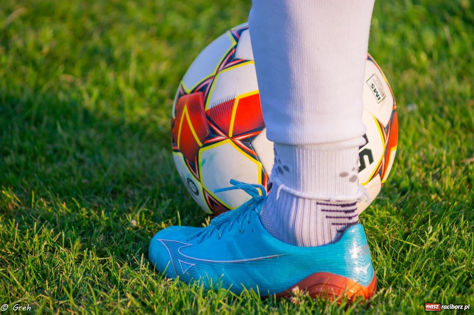 Zdjęcie w galerii na portalu naszraciborz.pl: Płomień z Połomi pochłonął Racibórz. Kolejny mecz Unii bez punktów [FOTO] wiadomości z regionu