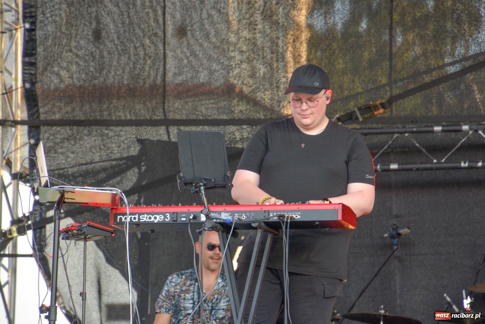 Zdjęcie w galerii na portalu naszraciborz.pl: Malvva, Miętha i jabłonkowe miasteczko [FOTO i WIDEO] wiadomości z regionu