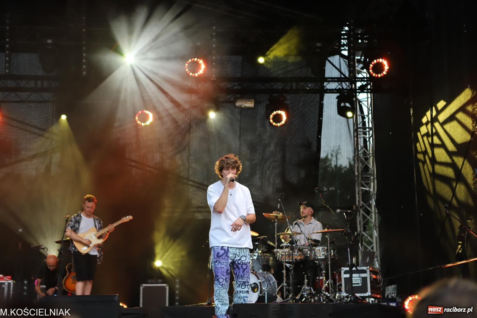 Zdjęcie w galerii na portalu naszraciborz.pl: Malvva, Miętha i jabłonkowe miasteczko [FOTO i WIDEO] wiadomości z regionu