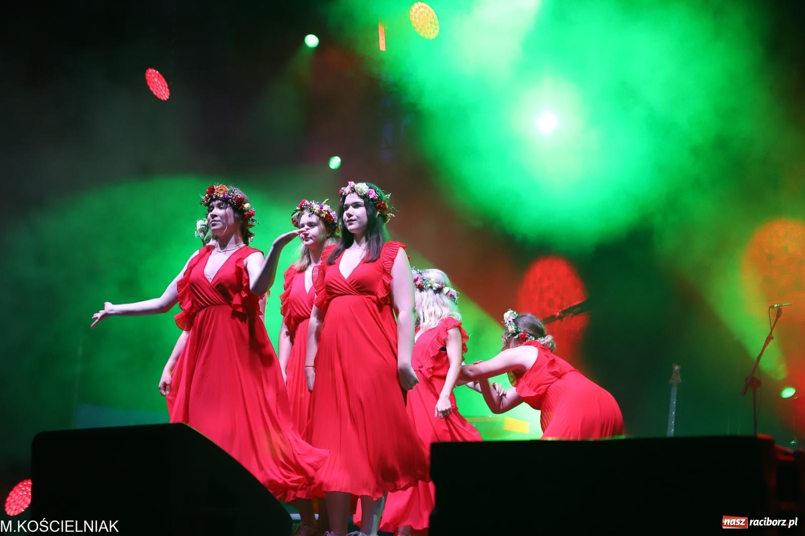 Zdjęcie w galerii na portalu naszraciborz.pl: Malvva, Miętha i jabłonkowe miasteczko [FOTO i WIDEO] wiadomości z regionu