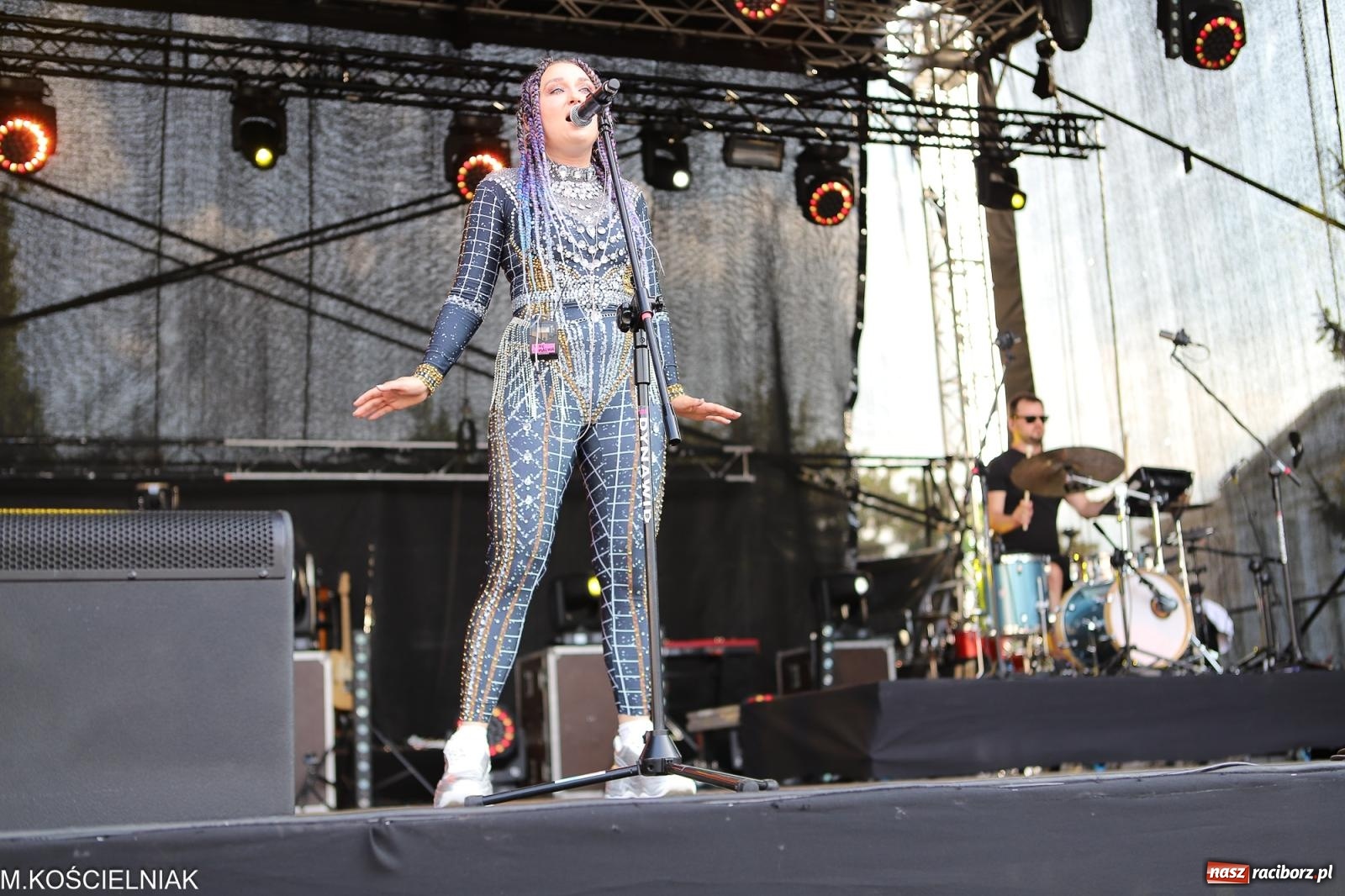 Zdjęcie w galerii na portalu naszraciborz.pl: Malvva, Miętha i jabłonkowe miasteczko [FOTO i WIDEO] wiadomości z regionu