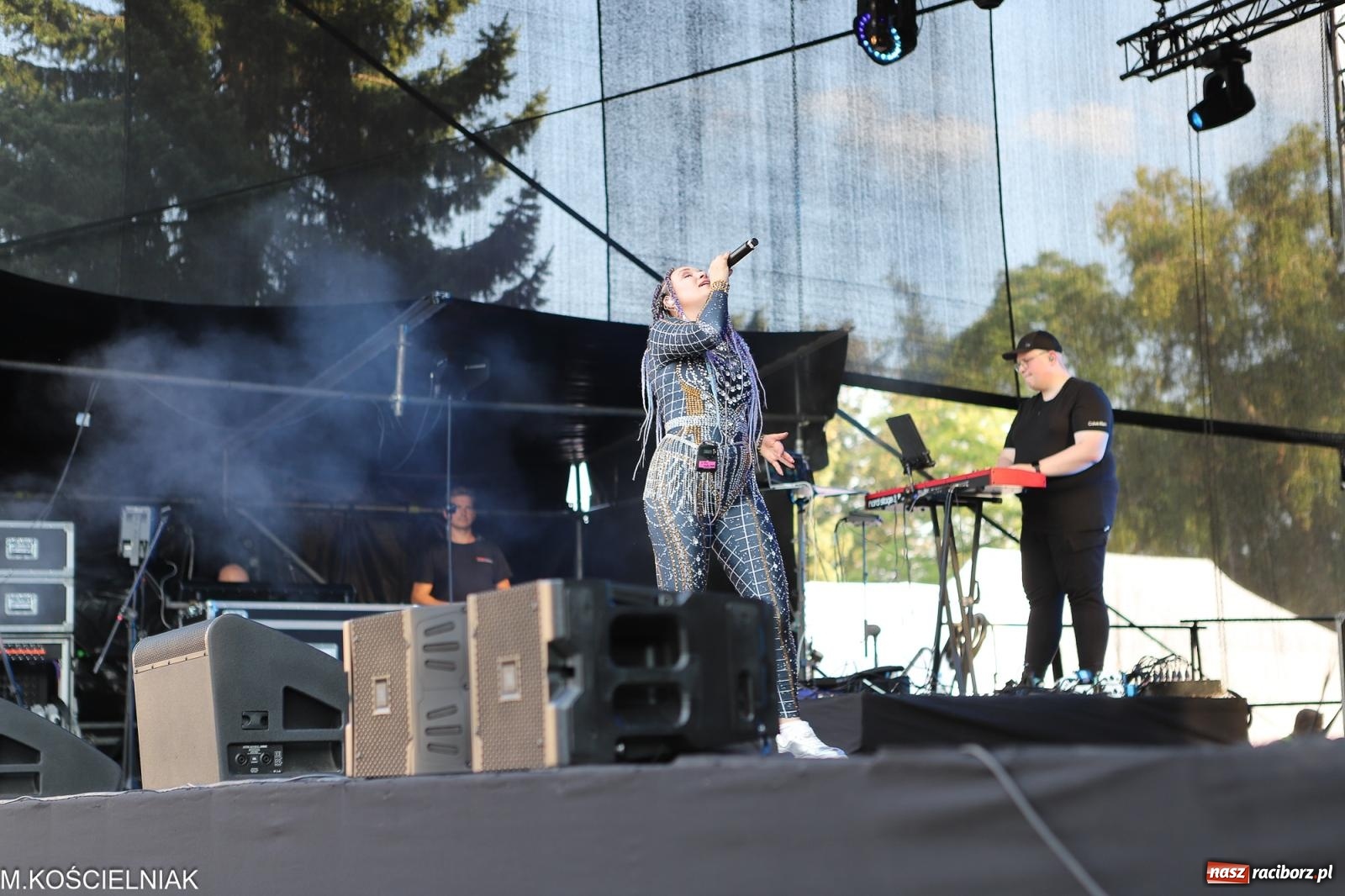 Zdjęcie w galerii na portalu naszraciborz.pl: Malvva, Miętha i jabłonkowe miasteczko [FOTO i WIDEO] wiadomości z regionu