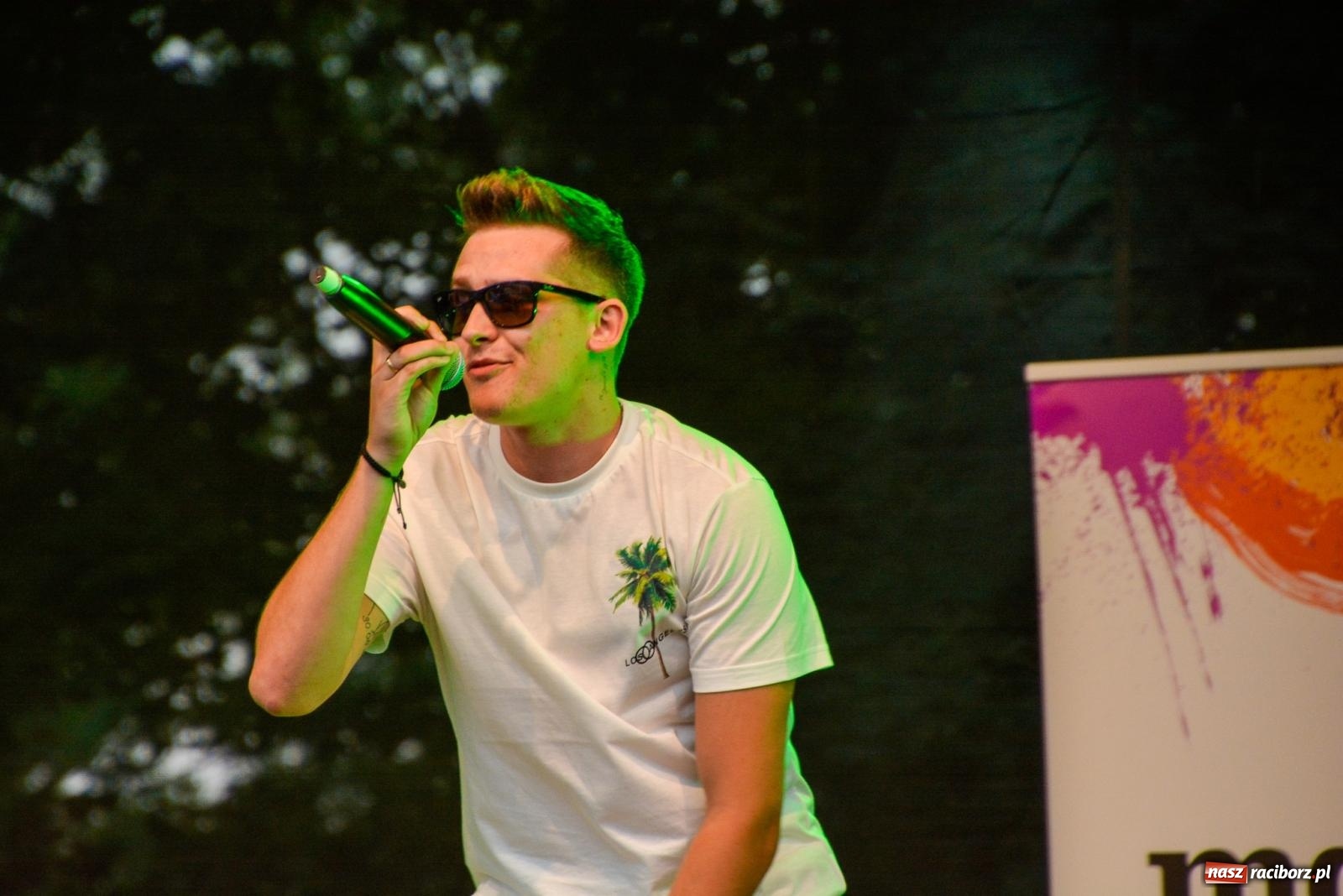 Zdjęcie w galerii na portalu naszraciborz.pl: B.R.O zapełnił nocą zamkowy dziedziniec [FOTO i WIDEO] wiadomości z regionu