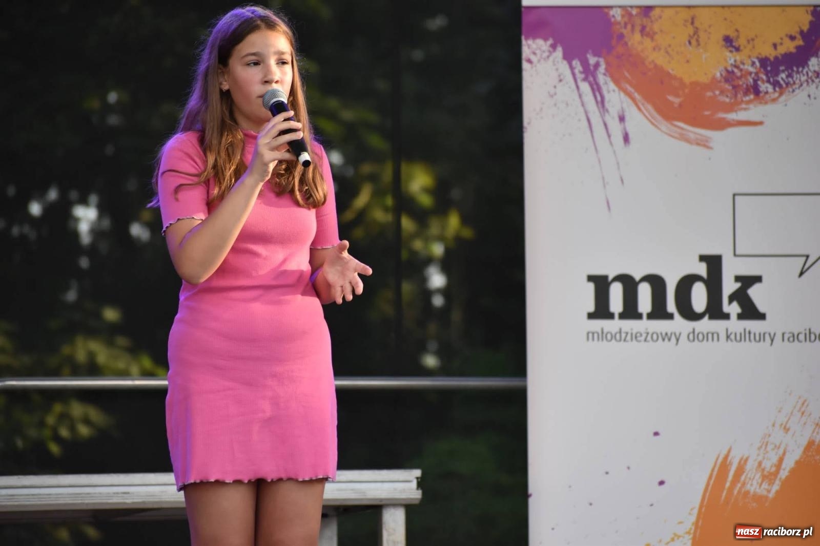 Zdjęcie w galerii na portalu naszraciborz.pl: B.R.O zapełnił nocą zamkowy dziedziniec [FOTO i WIDEO] wiadomości z regionu