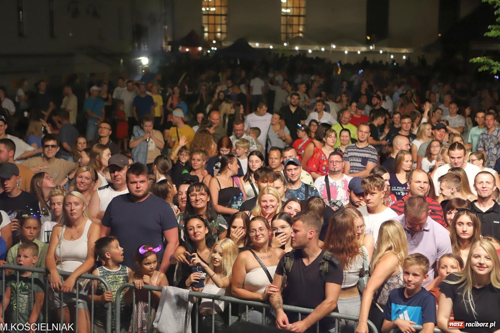 Zdjęcie w galerii na portalu naszraciborz.pl: Koncertowa sobota w Raciborzu - Jabłonki Swawole i Memoriał [FOTO] wiadomości z regionu