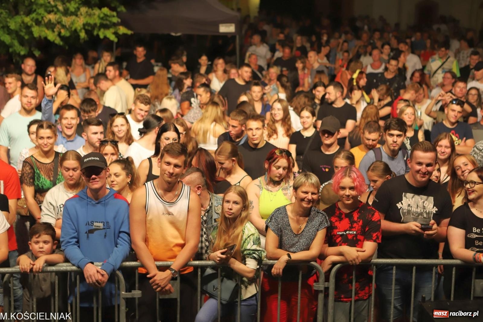 Zdjęcie w galerii na portalu naszraciborz.pl: Koncertowa sobota w Raciborzu - Jabłonki Swawole i Memoriał [FOTO] wiadomości z regionu