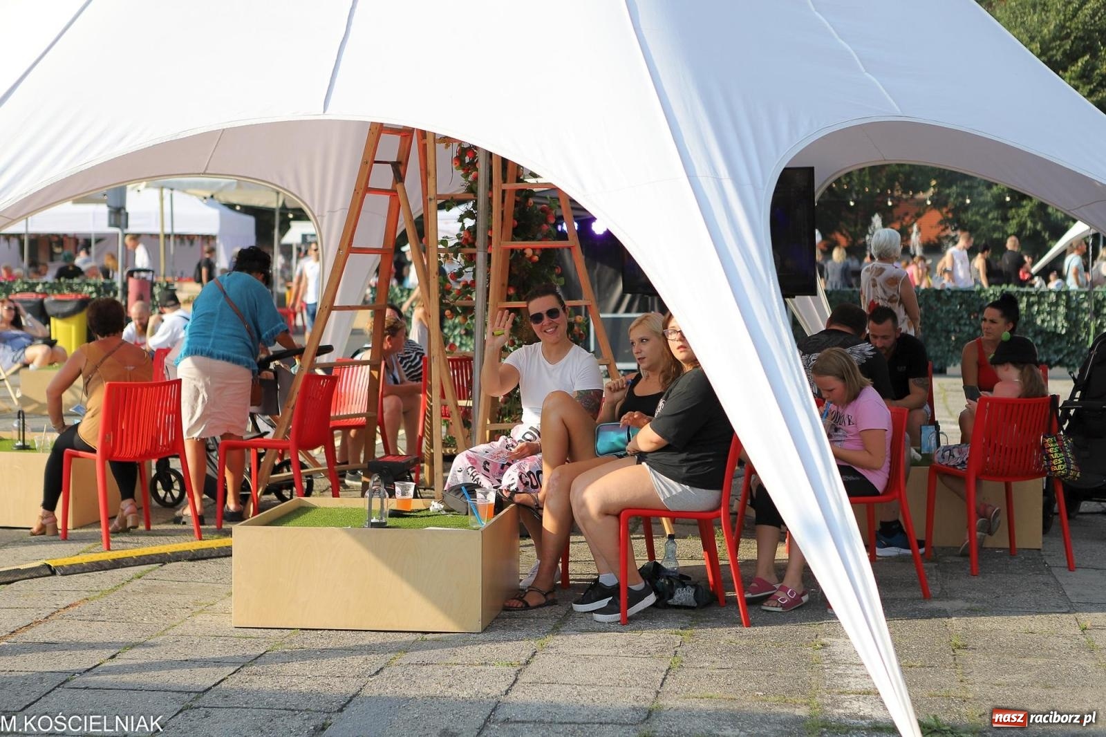 Zdjęcie w galerii na portalu naszraciborz.pl: Koncertowa sobota w Raciborzu - Jabłonki Swawole i Memoriał [FOTO] wiadomości z regionu