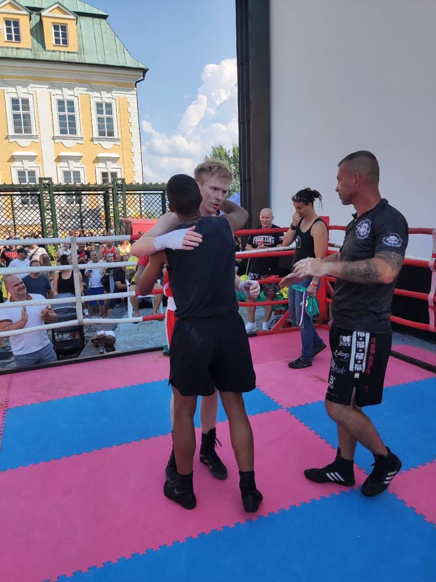 Zdjęcie w galerii na portalu naszraciborz.pl: Raciborzanin zwycięża na gali w Bilovcu wiadomości z regionu