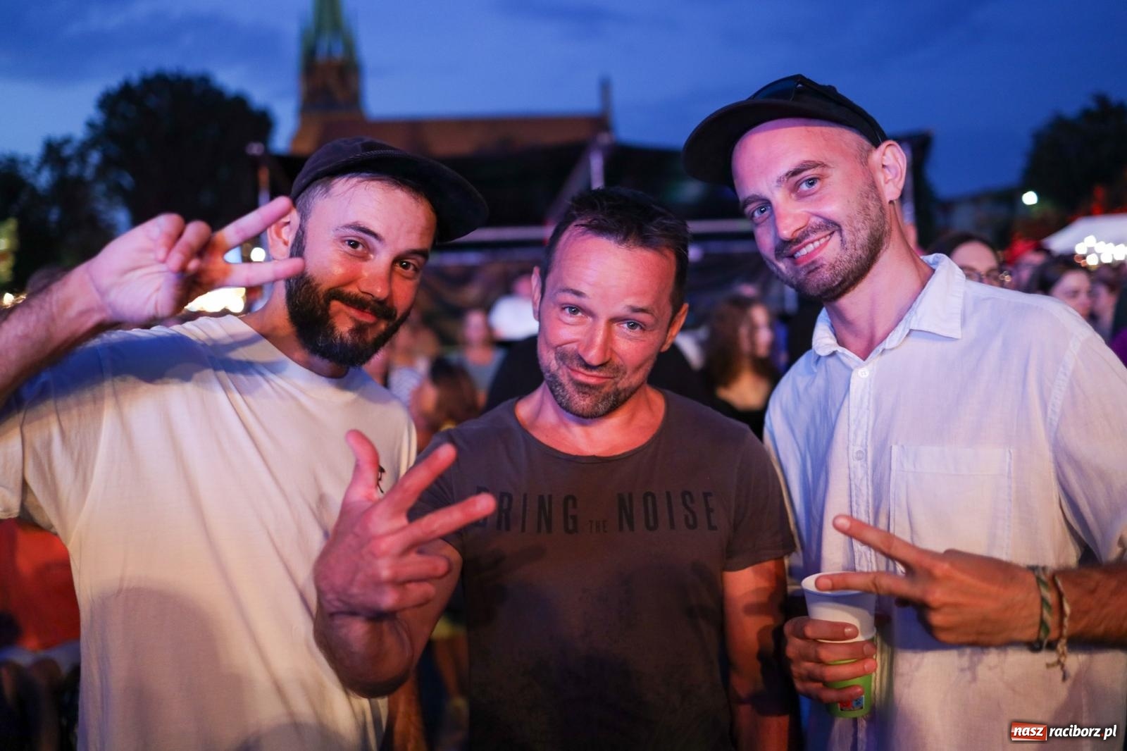 Zdjęcie w galerii na portalu naszraciborz.pl: Fajne miasto, fajna impreza, fajni ludzie. Raciborzanie swawolą [WIDEO] wiadomości z regionu