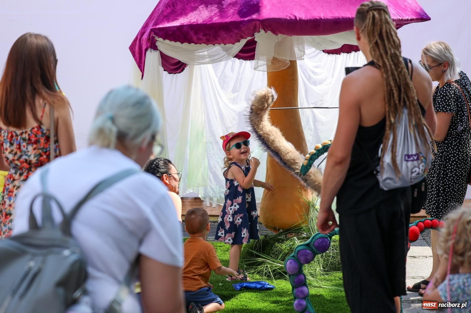 Zdjęcie w galerii na portalu naszraciborz.pl: Fajne miasto, fajna impreza, fajni ludzie. Raciborzanie swawolą [WIDEO] wiadomości z regionu