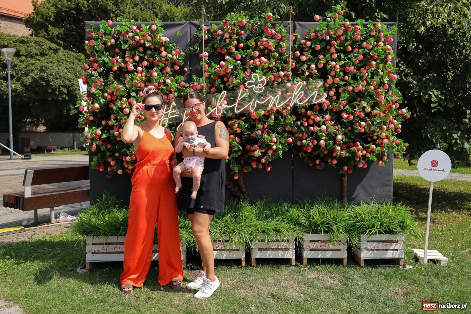 Zdjęcie w galerii na portalu naszraciborz.pl: Fajne miasto, fajna impreza, fajni ludzie. Raciborzanie swawolą [WIDEO] wiadomości z regionu