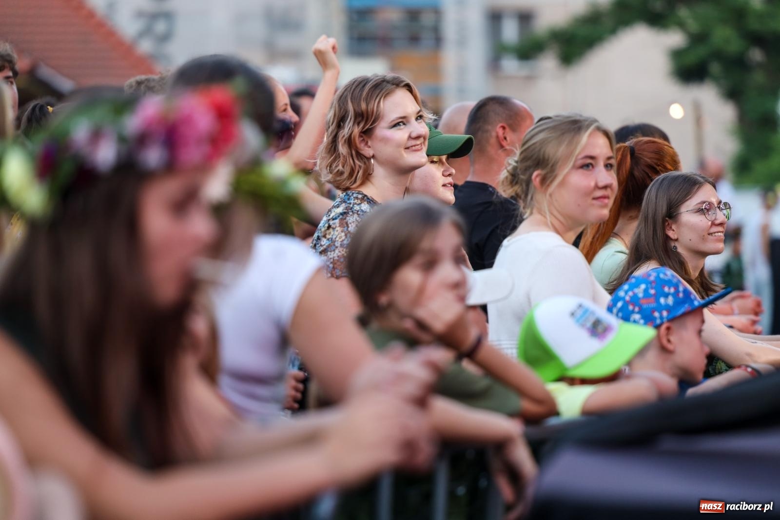 Zdjęcie w galerii na portalu naszraciborz.pl: Fajne miasto, fajna impreza, fajni ludzie. Raciborzanie swawolą [WIDEO] wiadomości z regionu