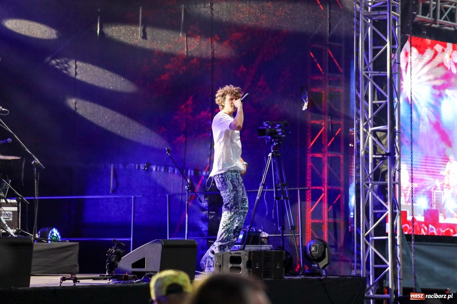 Zdjęcie w galerii na portalu naszraciborz.pl: Fajne miasto, fajna impreza, fajni ludzie. Raciborzanie swawolą [WIDEO] wiadomości z regionu